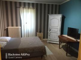 Ang&eacute;lina et Manuel, bed and breakfast en Autun