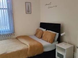 glamsflat troccadero