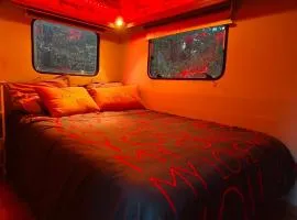 Guitard Caravan Club - Caravane romantique et insolite