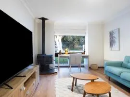 Pet Friendly 2BR Family home in Shenton Park