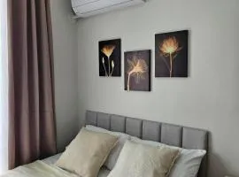 Cozy Studio with Balcony and Pool Near Airport and Beaches