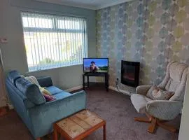 Skegness, peaceful, bungalow, king bed, parking