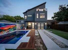 Bach & Bubbly House - 5BR, Pool, Gym & Glam Room