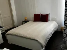 Lovely 2 Rooms Next to Sint-Niklaas Very Central