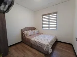 Aura Homestay Selayang