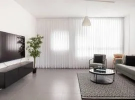 Oַ&O Group-Amazing APT Bat-Yam 3 Min Walk To Beach