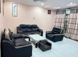 1573 Guesthouse Seremban Jaya Homestay