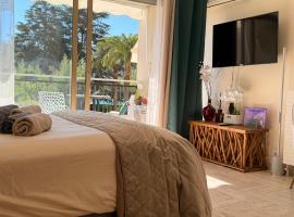 My Resid Appart Cannes Marina vue Piscine