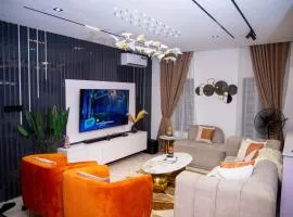 WHITNEY LUXURY APARTMENTs