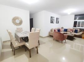 Exclusive, Elegant Atlantis Comfortable, ξενοδοχείο σε Santa Cruz de la Sierra