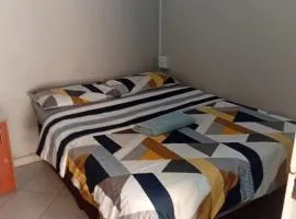 Las Palmas Day & Night Guest House