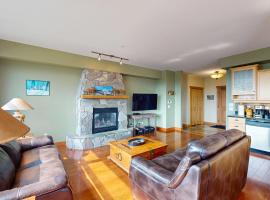 Glacier Lodge 103, ξενοδοχείο σε Big White