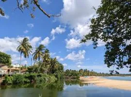 Amurasan beach studio