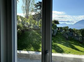 Renovated APT with panoramic view, ubytov&aacute;n&iacute; s možnost&iacute; vlastn&iacute;ho stravov&aacute;n&iacute; v destinaci Cully