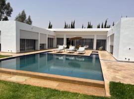 Villa Zaara, hotel in Sehib Foukani