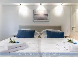 Apartment Leinetal - bester Schlafkomfort in hochwertiger Hotelbettwäsche, 3 Zimmer - große Küche, Duschbad & Parkplatz