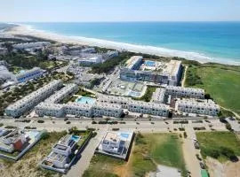 Lujoso chalet con jardín privado a 300 metros de la playa