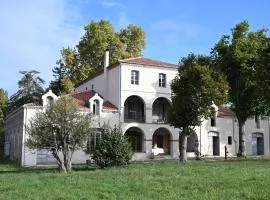 Domaine De Mathabiau