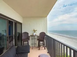 Oceanfront Two Bedroom Condo with Panoramic Views