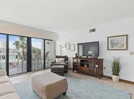 Oceanfront Two Bedroom Condo with Balcony and Heated Pool