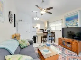Less Than 1 Mi to Nokomis Beach Tranquil Couples Retreat