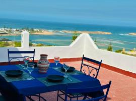 Le grand château Vue sur Mer uniquement les familles, ξενοδοχείο σε Oualidia