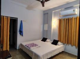 Shree Datt Yatri Niwas Akkalkot、ソーラープルのホテル