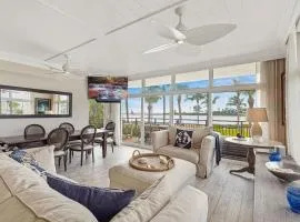 Modern Two Bedroom Beachside Retreat with Pool Access