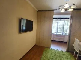 Іващенка 1а