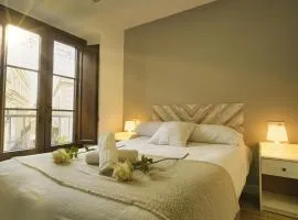 Apartamentos Consistorio Live