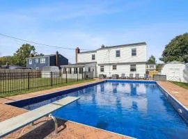 Ultimate Group Escape Heated Pool - 12 Guests