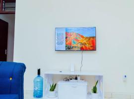 Frank's 2 Bedroom Apartment, hotel care acceptă animale de companie din Kwale