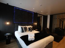 Luxury Flat,Sauna, Jacuzzi, Free Parking, hotel em Finchley