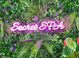 Secret SPA Jacuzzi & Cinema