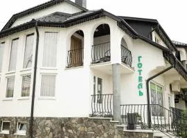 Hotel Diana