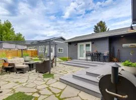 Central to Everything! Missoula Stay with Courtyard