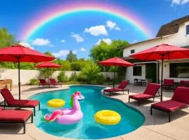 SinCity BEST LOCATED HOME -Las Vegas CONVENTION & 3 mi STRIP or FREMONT - POOL