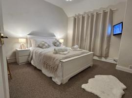 Cosy stylish house West Hull, hotel in Hull
