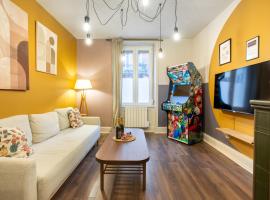 Zenora Loft Hot Tub & Arcade in Downtown, hotel in Mulhouse