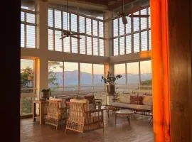 Majestic villa with stunning views in Jarabacoa