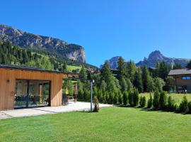 Dumbria Dolomites, villa in Selva di Val Gardena