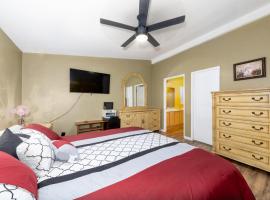 Perris Country Home retreat, hotel in Perris