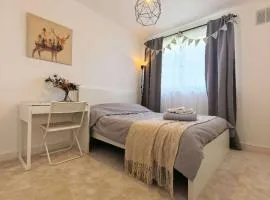 A Nice Room in Edinburgh