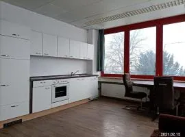 Apart mit 3 Zimmer Küche Dusche Waschmaschine