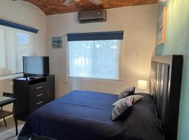 Le Petit Oasis a few steps from the Beach、ペニータ・デ・ハルテンバのホテル