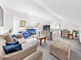 Forest and City Escape Apartment Sleeps 6, hotel i Chingford