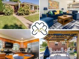 The Dome Home - 3BR House 1mi to ND