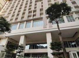 Condo Suite 1 Bedroom McKinley West Taguig City, кондоминиум в Манила