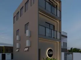 Studio 101 Cop 30