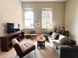 Downtown Sleek 2BR Loft